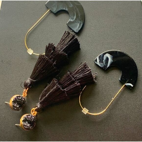 Vintage Fashion statement earrings, 2 PAIRS, Unmarked - Picture 1 of 5